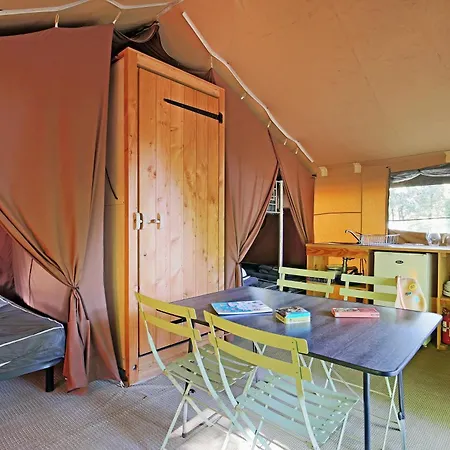 De 4* Parijs
