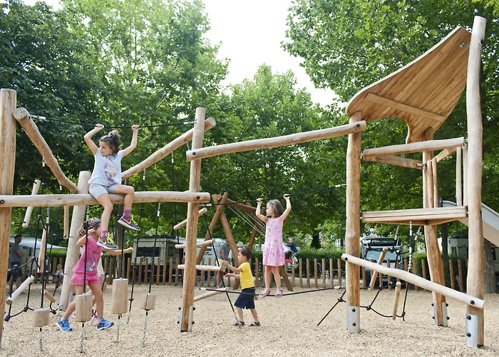 キャンプ場 Citykamp 4*