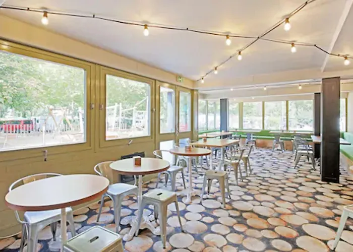 キャンプ場 Citykamp パリ